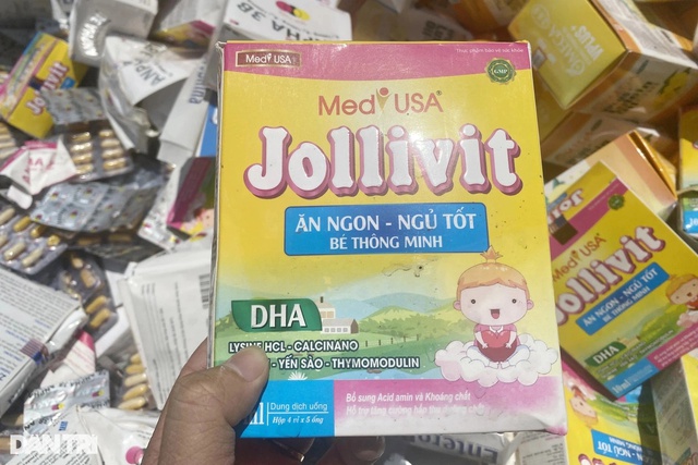 Danh sách các loại thực phẩm chức năng giả bị vứt bỏ tại TPHCM: Mua từ một “tập đoàn” quy mô mới bị triệt phá tại Hà Nội- Ảnh 3.