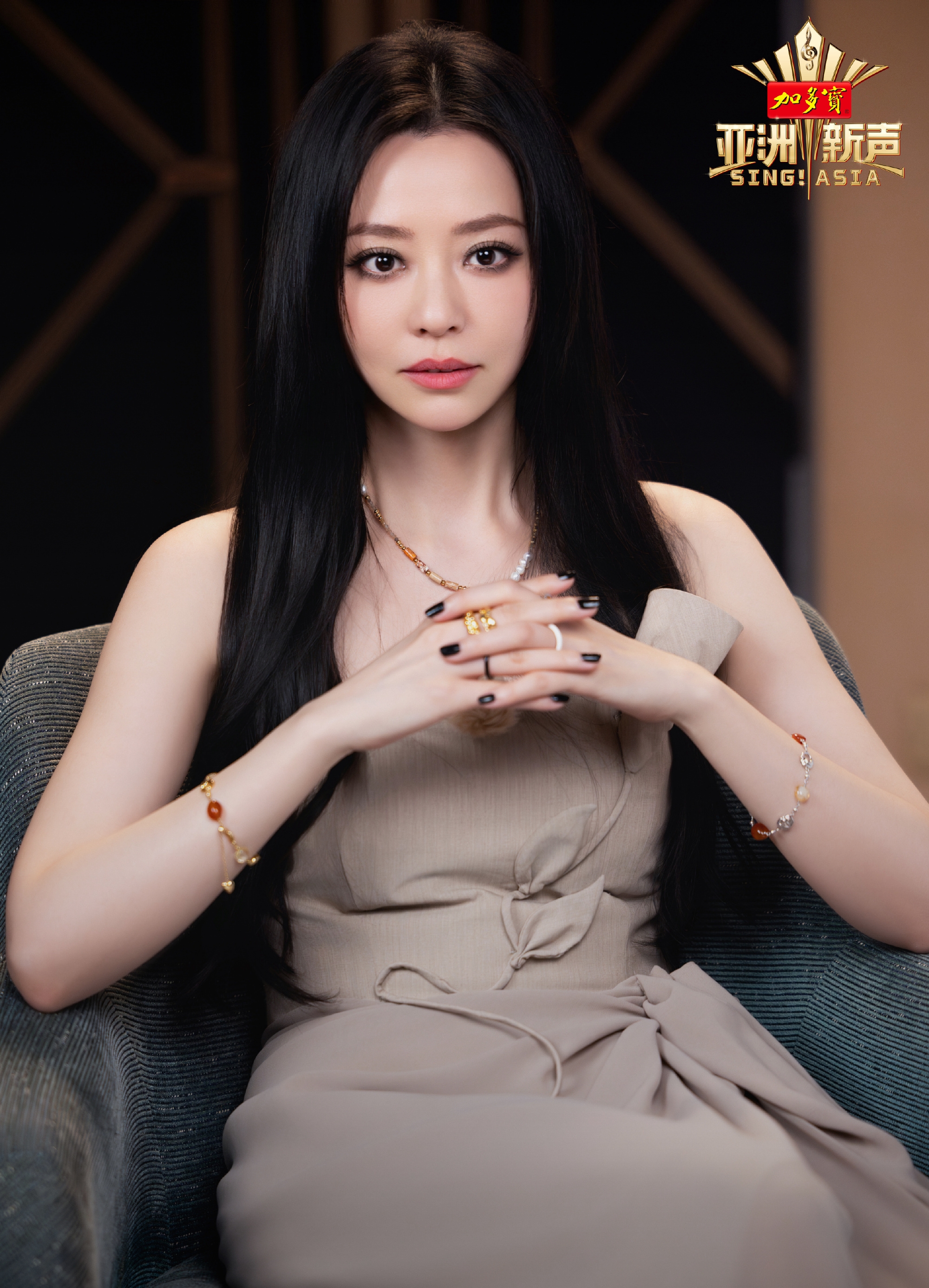 Phương Mỹ Chi có đang bị Tô Hữu Bằng và Trương Lương Dĩnh chèn ép ở show Trung Quốc?- Ảnh 6. Phương Mỹ Chi có đang bị Tô Hữu Bằng và Trương Lương Dĩnh chèn ép ở show Trung Quốc?- Ảnh 6.