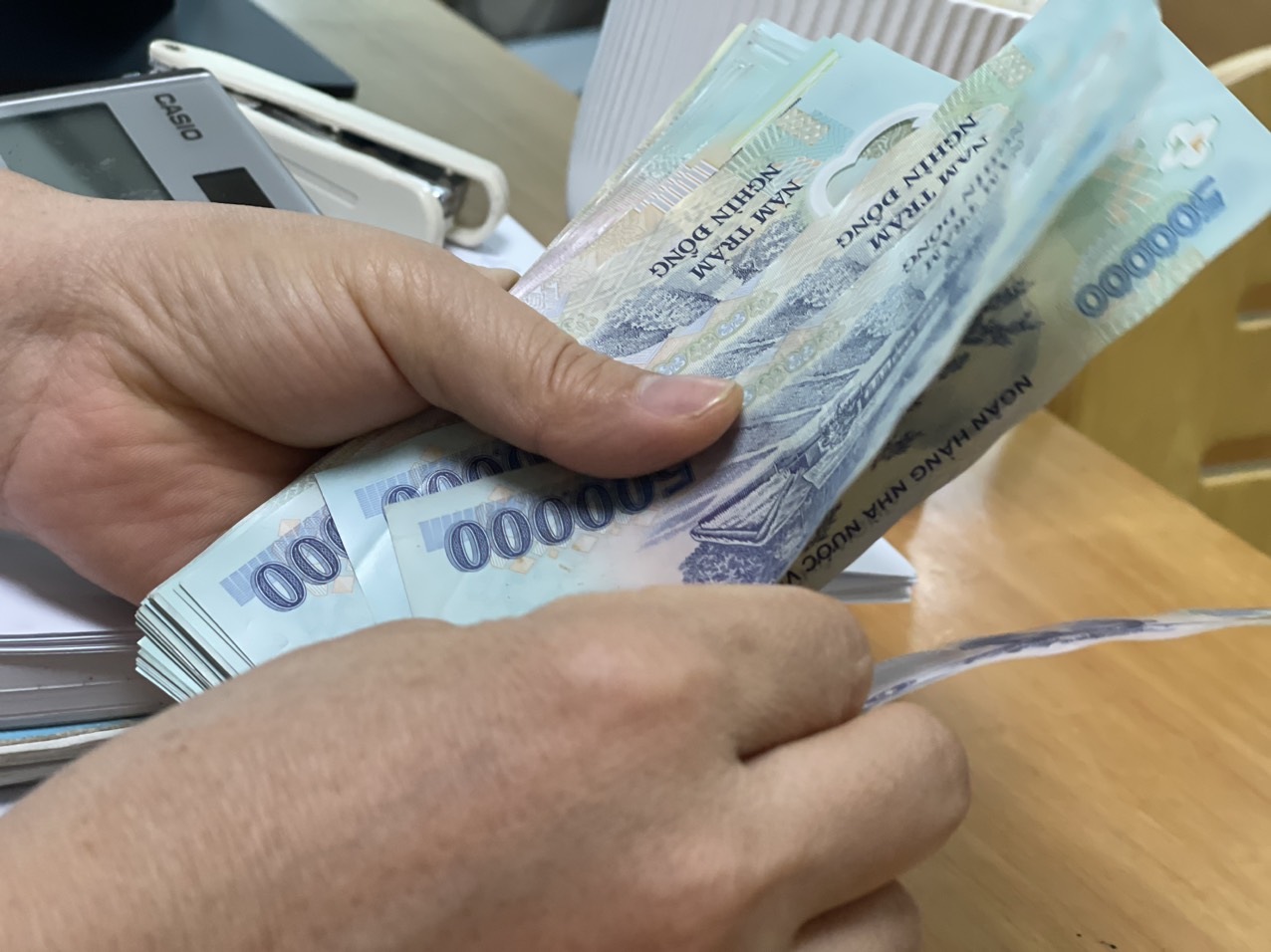 Từ 1/7: Bỏ lương cơ sở thay bằng Từ 1/7: Bỏ lương cơ sở thay bằng