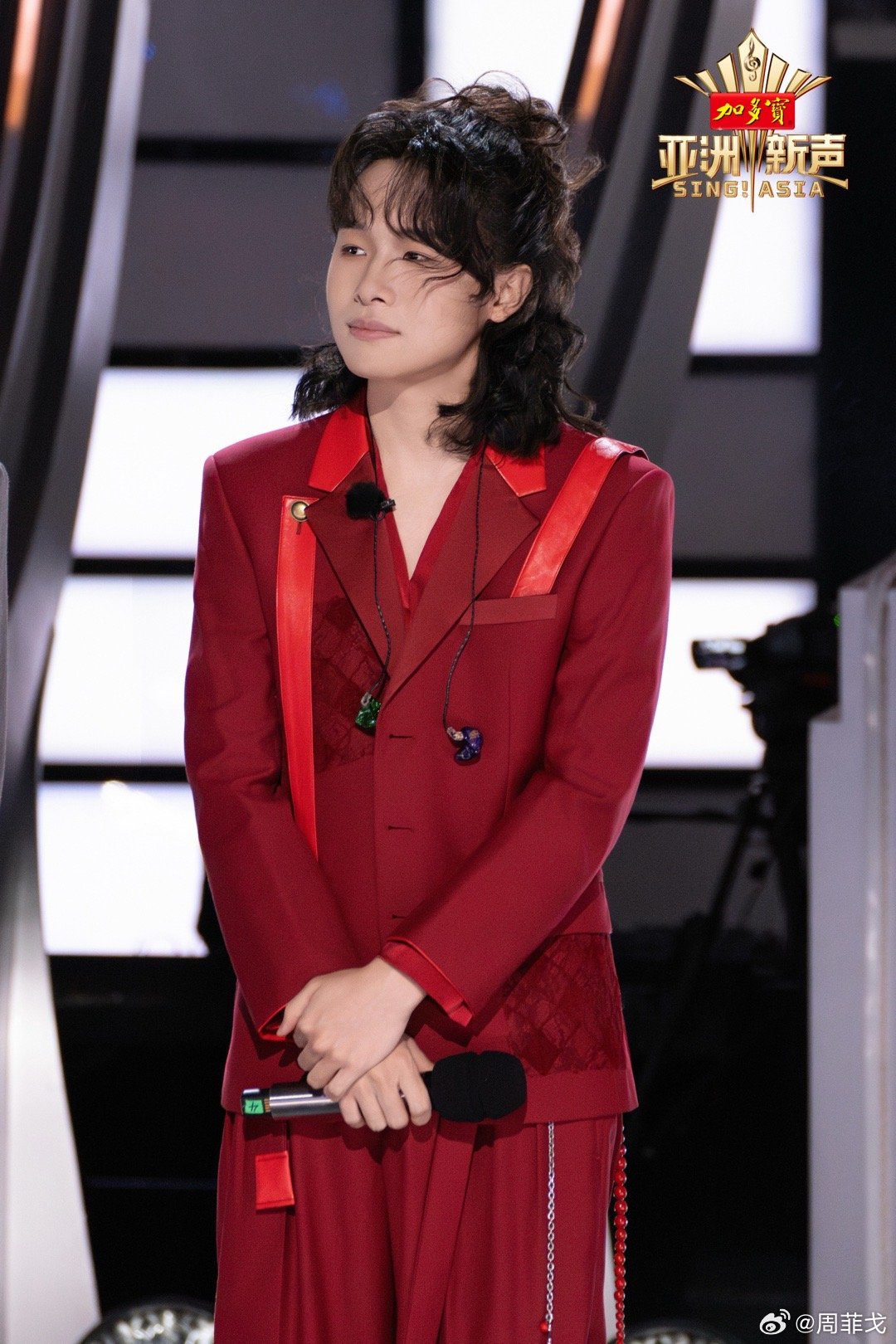 Phương Mỹ Chi có đang bị Tô Hữu Bằng và Trương Lương Dĩnh chèn ép ở show Trung Quốc?- Ảnh 4. Phương Mỹ Chi có đang bị Tô Hữu Bằng và Trương Lương Dĩnh chèn ép ở show Trung Quốc?- Ảnh 4.