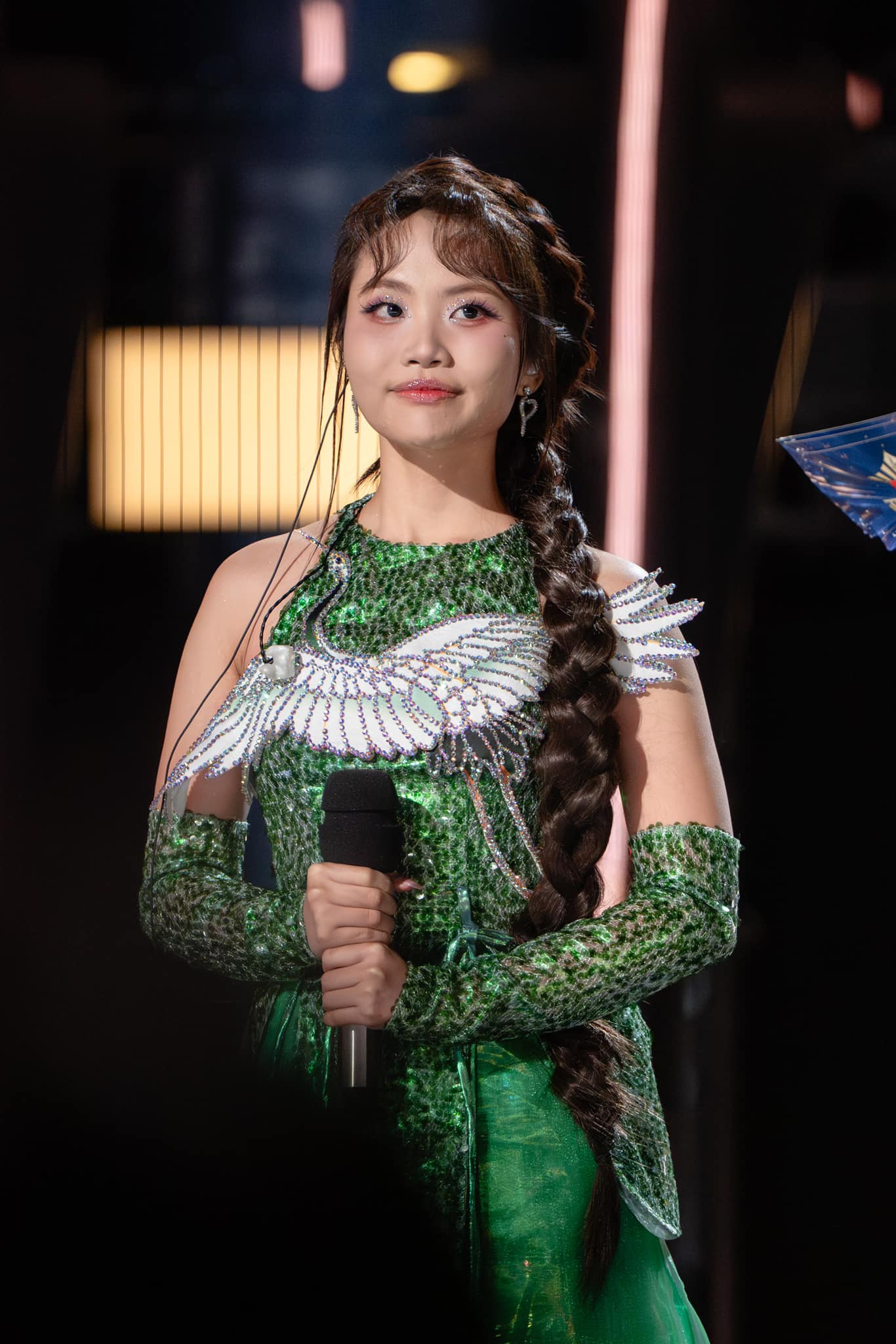 Phương Mỹ Chi có đang bị Tô Hữu Bằng và Trương Lương Dĩnh chèn ép ở show Trung Quốc?- Ảnh 1. Phương Mỹ Chi có đang bị Tô Hữu Bằng và Trương Lương Dĩnh chèn ép ở show Trung Quốc?- Ảnh 1.
