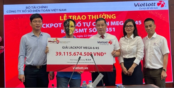 Giải mã "cơn mưa" trúng số độc đắc ở miền Tây- Ảnh 2. Giải mã "cơn mưa" trúng số độc đắc ở miền Tây- Ảnh 2.