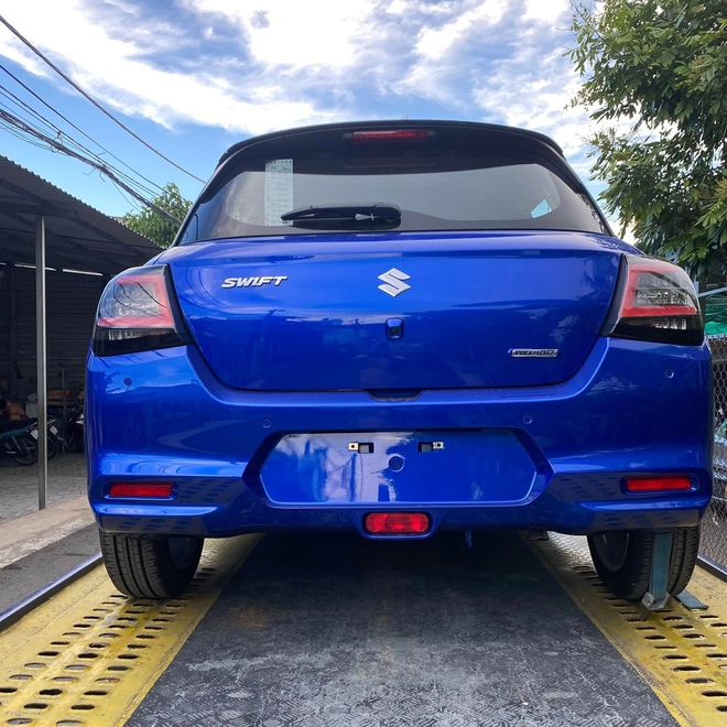 Suzuki Swift chốt ra mắt Việt Nam tháng này: Giá tạm tính 569 triệu đồng, thêm hybrid, đổi nhập Nhật có đủ làm khó Mazda2?- Ảnh 3. Suzuki Swift chốt ra mắt Việt Nam tháng này: Giá tạm tính 569 triệu đồng, thêm hybrid, đổi nhập Nhật có đủ làm khó Mazda2?- Ảnh 3.