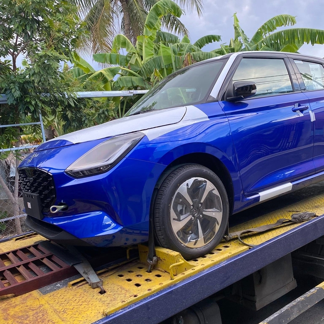 Suzuki Swift chốt ra mắt Việt Nam tháng này: Giá tạm tính 569 triệu đồng, thêm hybrid, đổi nhập Nhật có đủ làm khó Mazda2?- Ảnh 2. Suzuki Swift chốt ra mắt Việt Nam tháng này: Giá tạm tính 569 triệu đồng, thêm hybrid, đổi nhập Nhật có đủ làm khó Mazda2?- Ảnh 2.