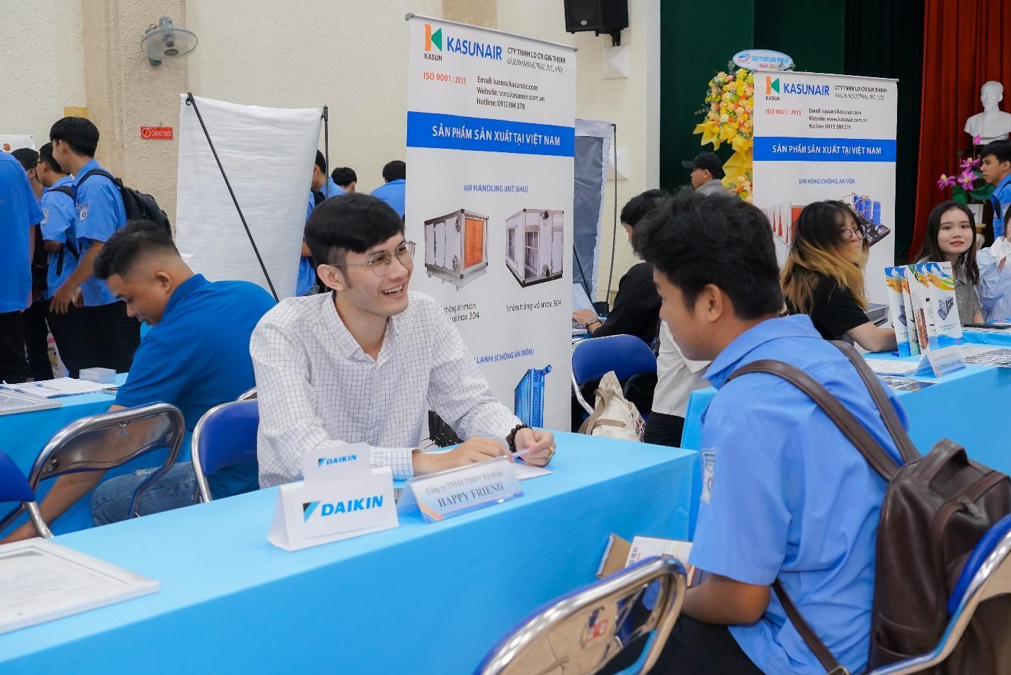Daikin nâng tầm trải nghiệm người Việt với đội ngũ kỹ thuật chuyên nghiệp- Ảnh 2.
