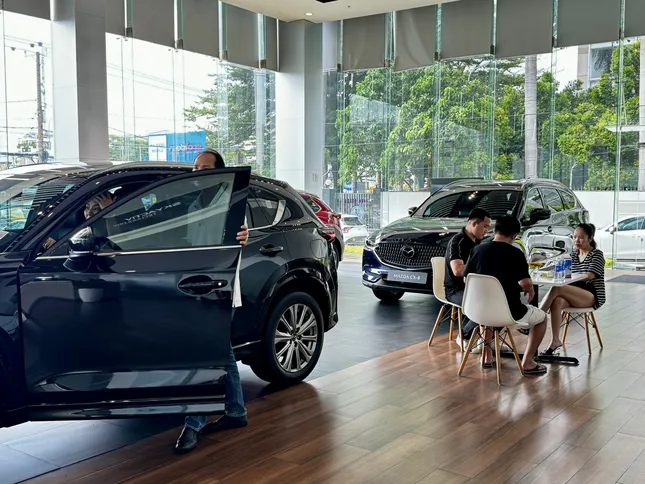 Thị trường ô tô trong nước vẫn chưa thể bật tăng- Ảnh 1. Thị trường ô tô trong nước vẫn chưa thể bật tăng- Ảnh 1.