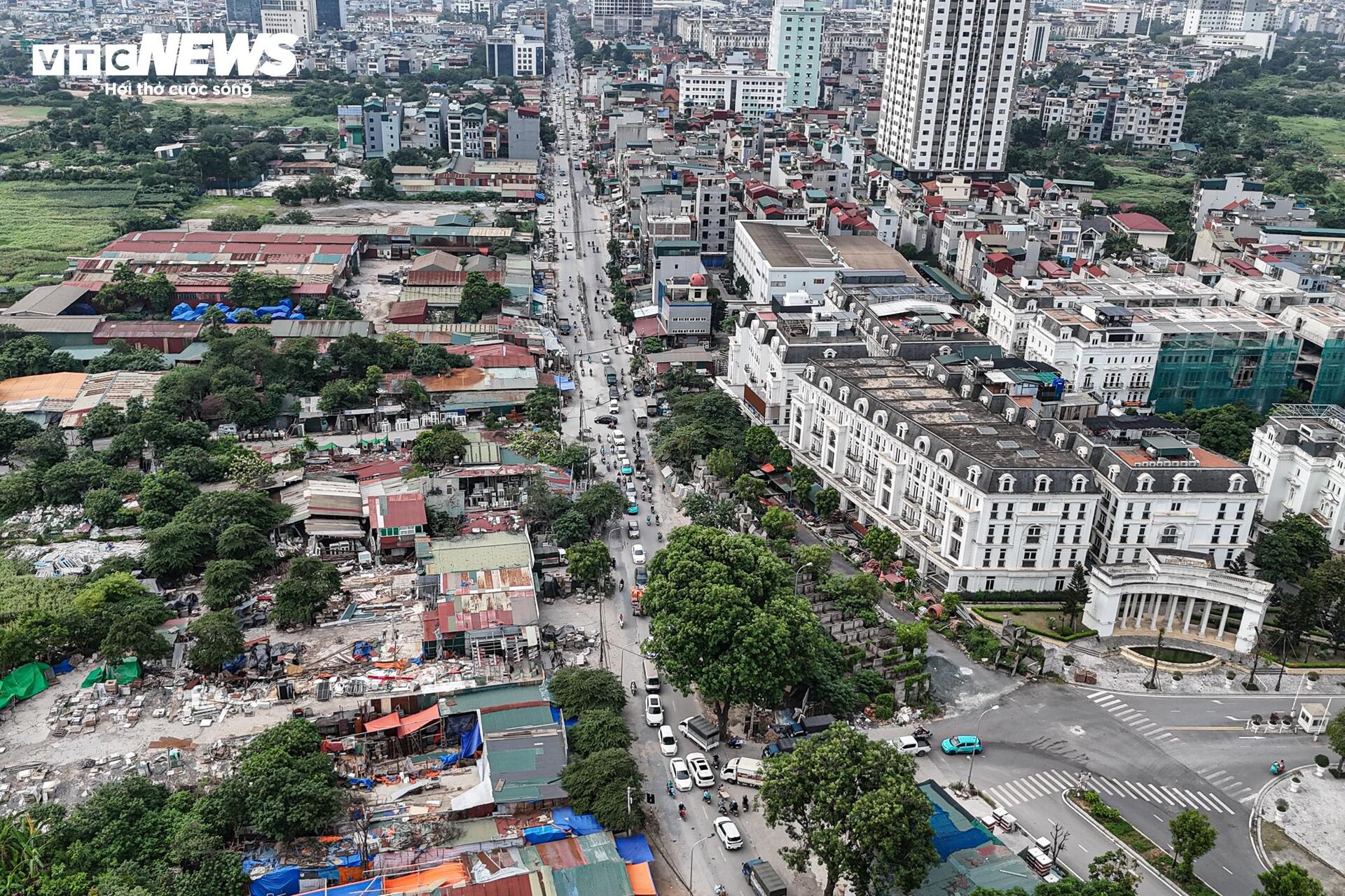 Đường hơn 2km ở Hà Nội làm gần một thập kỷ chưa xong- Ảnh 12. Đường hơn 2km ở Hà Nội làm gần một thập kỷ chưa xong- Ảnh 12.