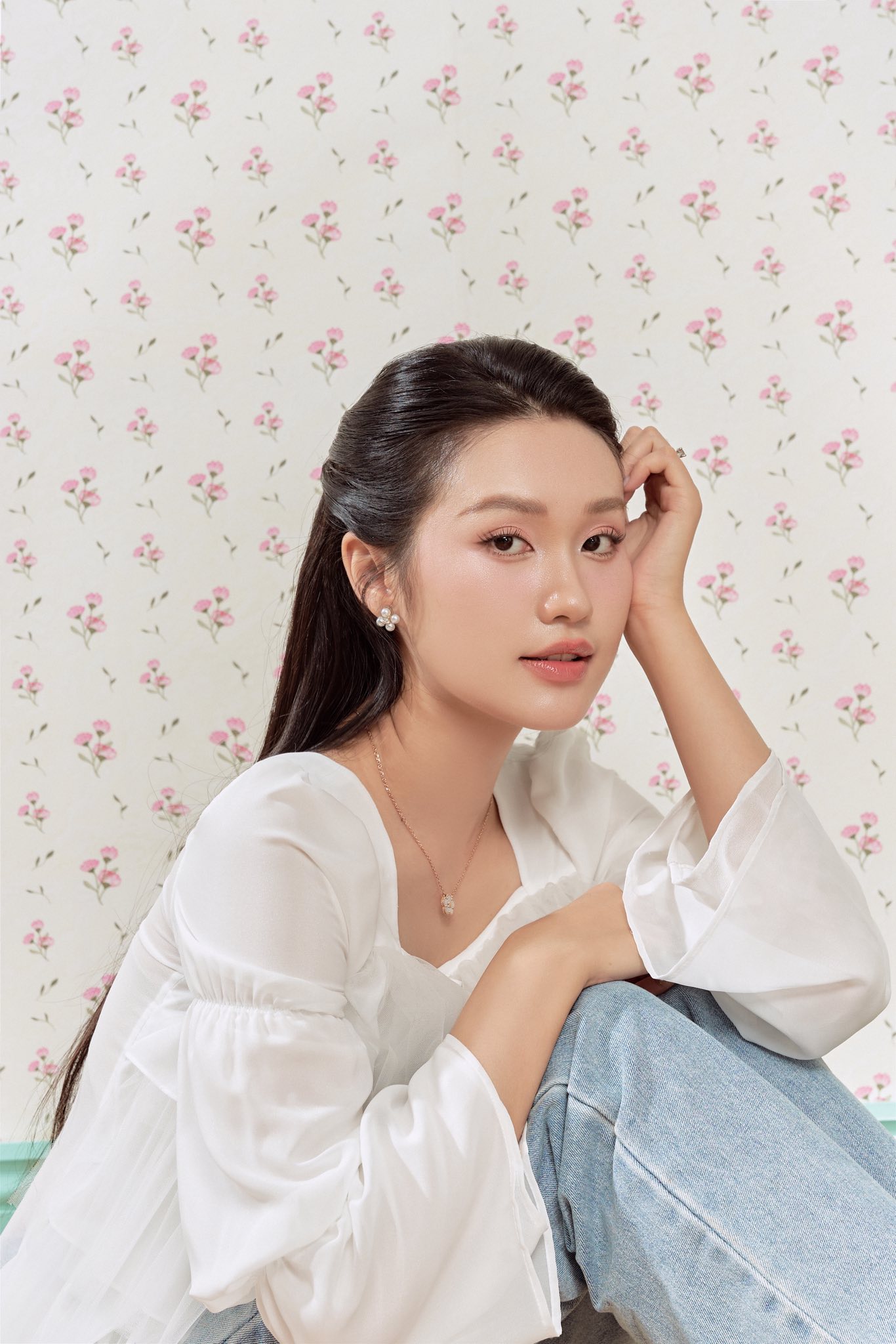 Doãn Hải My quá xinh EQ còn đỉnh, Đoàn Văn Hậu được khen “cầu thủ châu Á có vợ đẹp nhất” quả không sai- Ảnh 2. Doãn Hải My quá xinh EQ còn đỉnh, Đoàn Văn Hậu được khen “cầu thủ châu Á có vợ đẹp nhất” quả không sai- Ảnh 2.