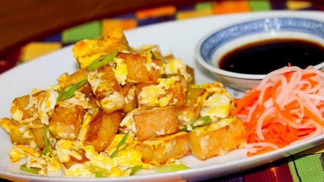 Khách Tây thốt lên khi trải nghiệm ẩm thực đường phố ở TP.HCM: Các món ngon có ở khắp mọi nơi- Ảnh 2. Khách Tây thốt lên khi trải nghiệm ẩm thực đường phố ở TP.HCM: Các món ngon có ở khắp mọi nơi- Ảnh 2.