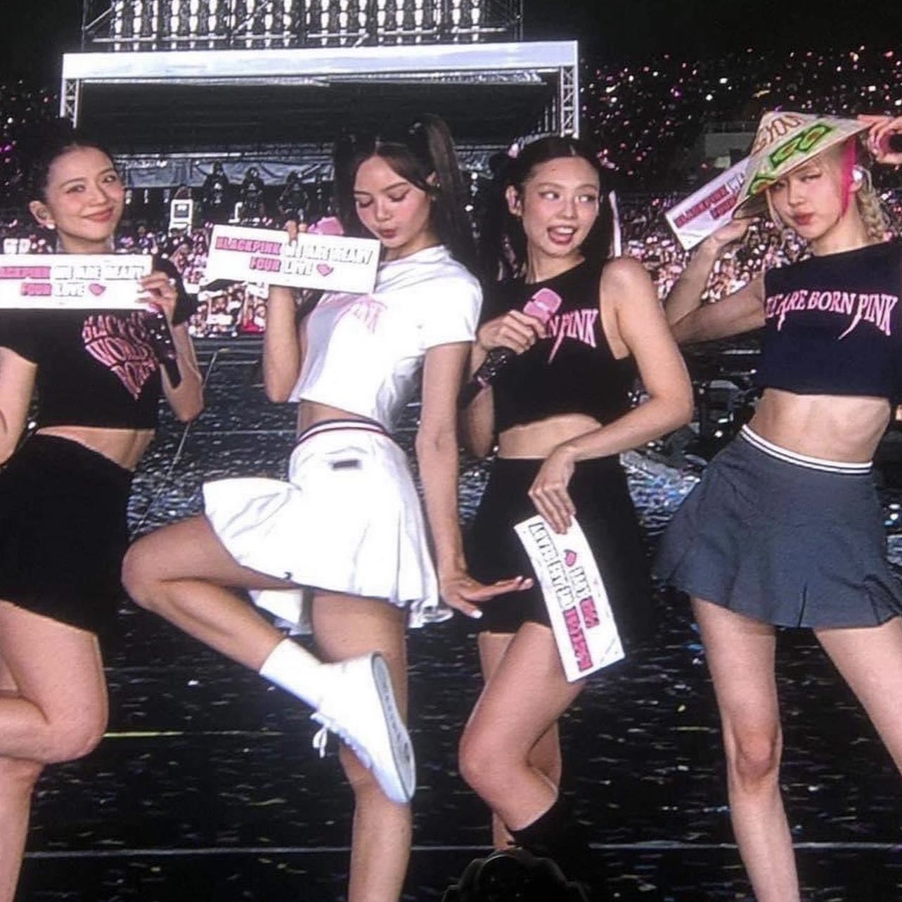 Từ BLACKPINK đến đạt sao Michelin, nhà hàng trong khách sạn đang đại thắng lớn?- Ảnh 8. Từ BLACKPINK đến đạt sao Michelin, nhà hàng trong khách sạn đang đại thắng lớn?- Ảnh 8.