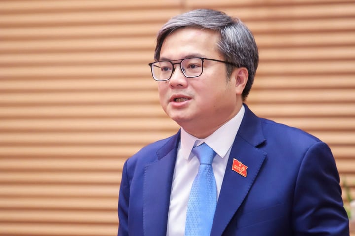 Ông Trương Việt Dũng được bầu làm Phó Chủ tịch UBND TP Hà Nội- Ảnh 1. Ông Trương Việt Dũng được bầu làm Phó Chủ tịch UBND TP Hà Nội- Ảnh 1.