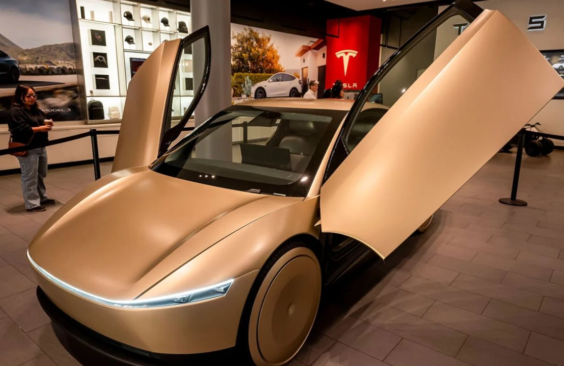 Bỏ mặc thế giới làm xe điện, Elon Musk tuyên bố Tesla sắp có dịch vụ mới ước mang về doanh thu 1.000 tỷ USD, hiện 'chưa thấy ai là đối thủ xứng tầm'- Ảnh 3. Bỏ mặc thế giới làm xe điện, Elon Musk tuyên bố Tesla sắp có dịch vụ mới ước mang về doanh thu 1.000 tỷ USD, hiện 'chưa thấy ai là đối thủ xứng tầm'- Ảnh 3.