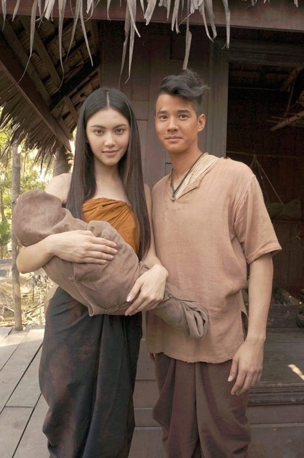 7 năm cổ tích của Mai Davika và bạn trai ông hoàng phòng vé: Gian nan vượt qua thị phi và định kiến, ngày nào cũng là Valentine- Ảnh 2.