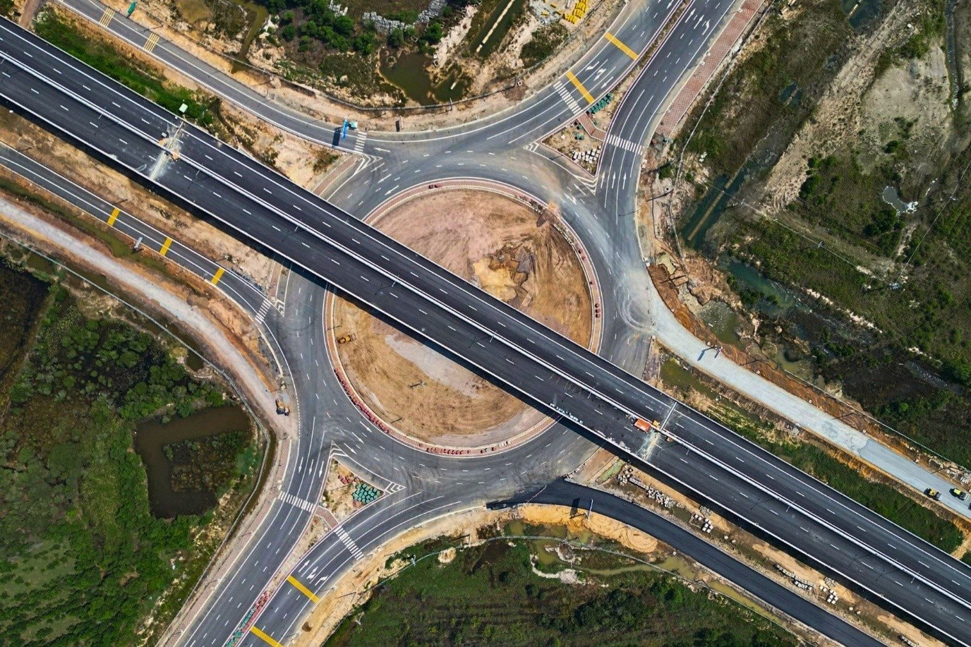 Thông xe gần 30km nối Long An với cảng Hiệp Phước và sân bay Long Thành, nhà đầu tư bắt đầu gom đất- Ảnh 1. Thông xe gần 30km nối Long An với cảng Hiệp Phước và sân bay Long Thành, nhà đầu tư bắt đầu gom đất- Ảnh 1.