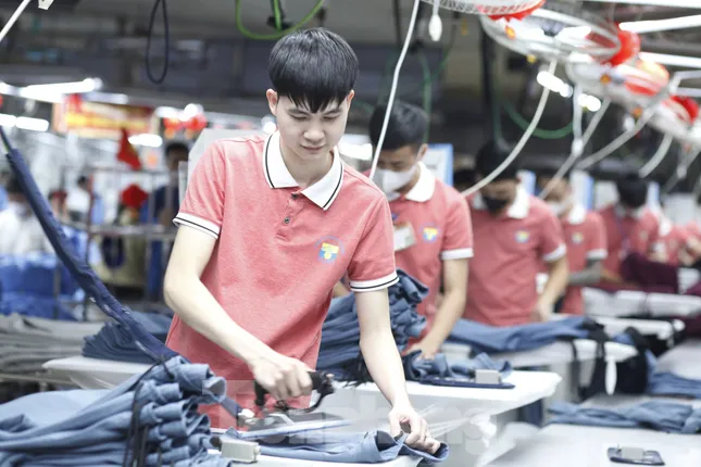 Tỉnh Bắc Ninh mới đặt mục tiêu hơn 200 tỷ USD xuất nhập khẩu- Ảnh 1. Tỉnh Bắc Ninh mới đặt mục tiêu hơn 200 tỷ USD xuất nhập khẩu- Ảnh 1.