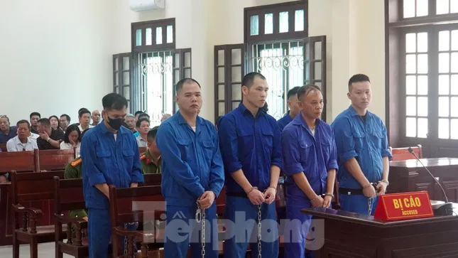 Giang hồ đất cảng Bình đen lĩnh án 12 năm tù Vì tội Giết người- Ảnh 1. Giang hồ đất cảng Bình đen lĩnh án 12 năm tù Vì tội Giết người- Ảnh 1.