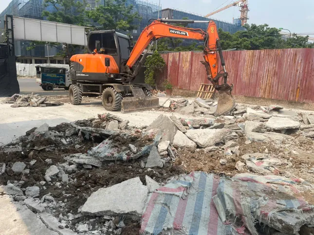Hà Nội giao Công an kiểm tra loạt vi phạm đất đai sau phản ánh của báo chí- Ảnh 1. Hà Nội giao Công an kiểm tra loạt vi phạm đất đai sau phản ánh của báo chí- Ảnh 1.