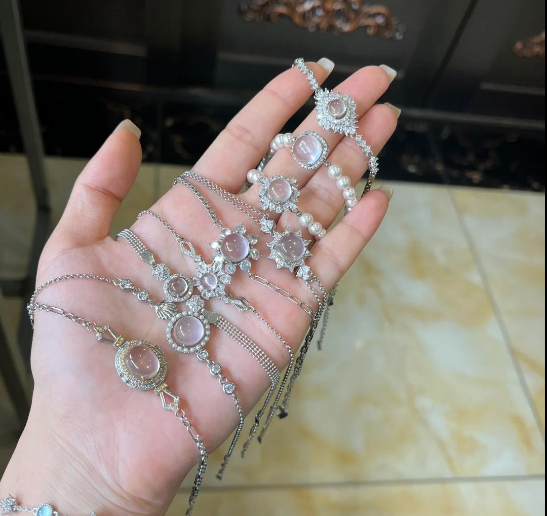 39 tuổi mới nhận ra: Đây là 7 khoản tiêu hoàn toàn không cần thiết mà tôi đã mắc phải suốt cả chục năm- Ảnh 2. 39 tuổi mới nhận ra: Đây là 7 khoản tiêu hoàn toàn không cần thiết mà tôi đã mắc phải suốt cả chục năm- Ảnh 2.