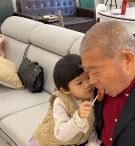 Bố tôi dạy một câu: Đừng để tiền điều khiển cuộc đời con và tôi đã thoát được 3 quyết định sai lầm nhờ đó- Ảnh 2. Bố tôi dạy một câu: Đừng để tiền điều khiển cuộc đời con và tôi đã thoát được 3 quyết định sai lầm nhờ đó- Ảnh 2.