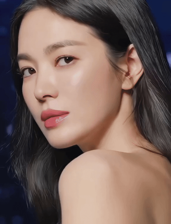 Mỹ nhân Việt 43 tuổi đang được so với Song Hye Kyo có nhan sắc cỡ nào?- Ảnh 2. Mỹ nhân Việt 43 tuổi đang được so với Song Hye Kyo có nhan sắc cỡ nào?- Ảnh 2.