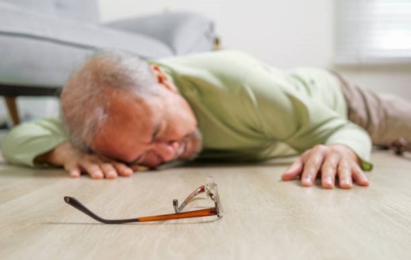 Điểm mới này của luật BHYT rất nhân văn và thiết thực, bố tôi đang chữa bệnh tại nhà cũng được hưởng lợi- Ảnh 1.