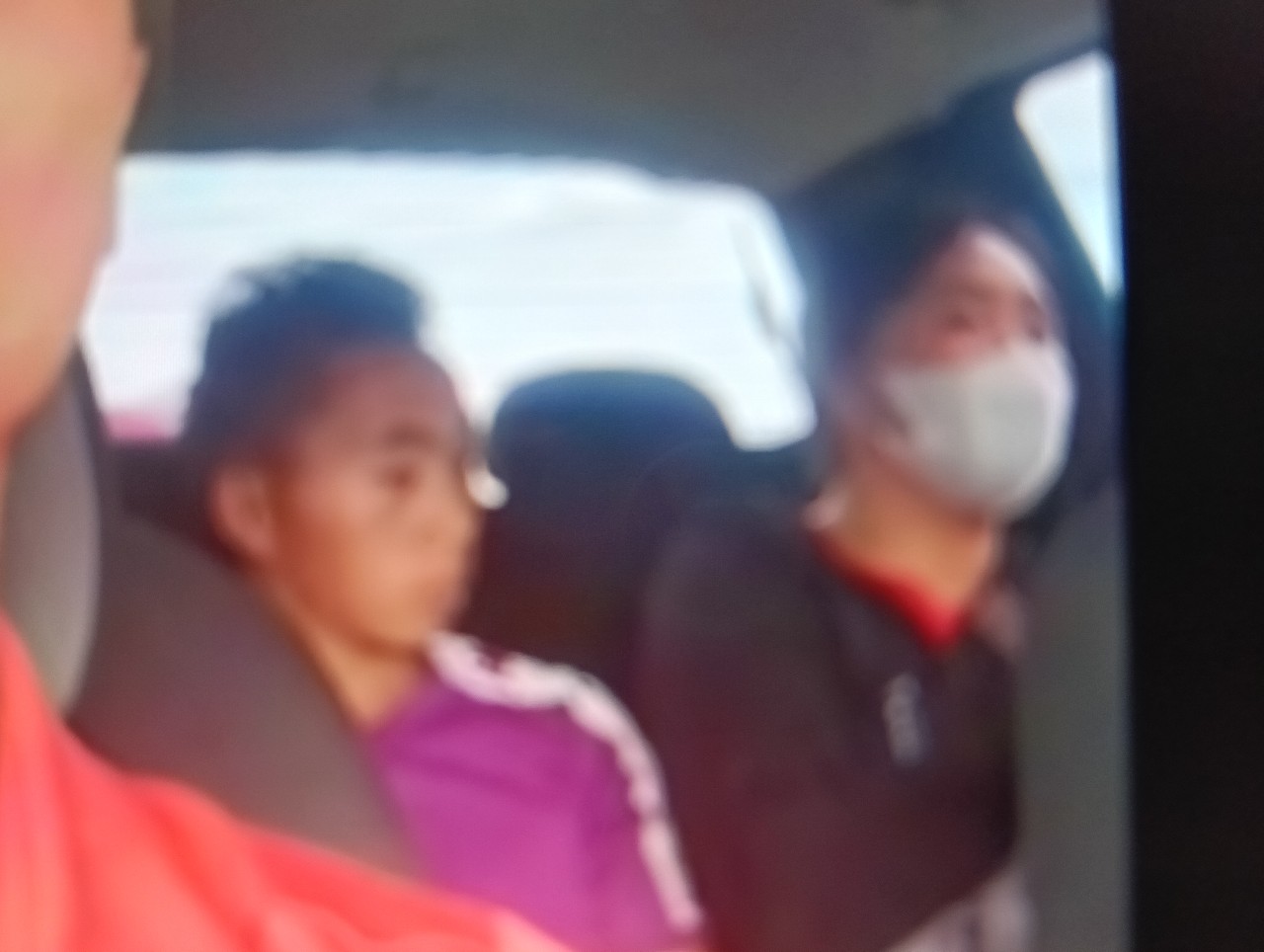 Xác minh vụ gia đình người dân tộc đưa con đi khám bệnh tố bị taxi ở Hà Nội "chém" gần 5 triệu đồng- Ảnh 1. Xác minh vụ gia đình người dân tộc đưa con đi khám bệnh tố bị taxi ở Hà Nội "chém" gần 5 triệu đồng- Ảnh 1.