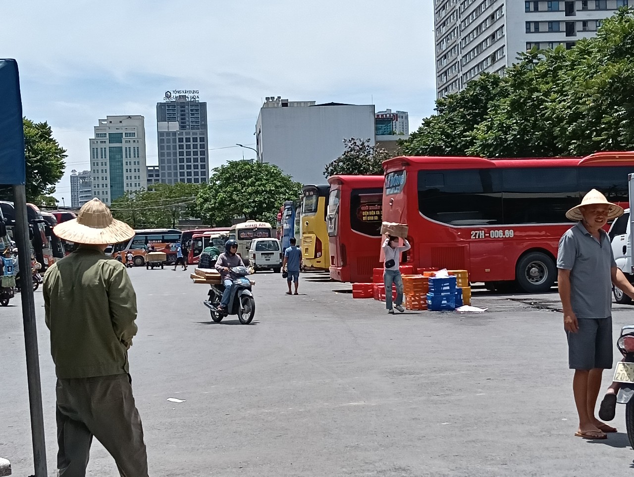 Xác minh vụ gia đình người dân tộc đưa con đi khám bệnh tố bị taxi ở Hà Nội "chém" gần 5 triệu đồng- Ảnh 3. Xác minh vụ gia đình người dân tộc đưa con đi khám bệnh tố bị taxi ở Hà Nội "chém" gần 5 triệu đồng- Ảnh 3.