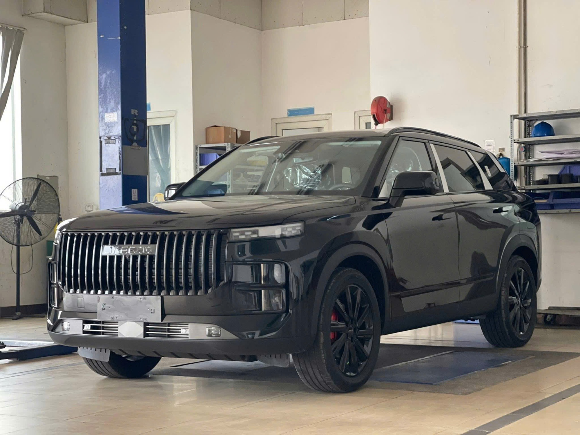 Mua loạt xe phổ thông này tiết kiệm hàng chục tới cả trăm triệu đồng phí lăn bánh: Nhiều phân khúc từ sedan tới SUV, bán tải- Ảnh 11. Mua loạt xe phổ thông này tiết kiệm hàng chục tới cả trăm triệu đồng phí lăn bánh: Nhiều phân khúc từ sedan tới SUV, bán tải- Ảnh 11.