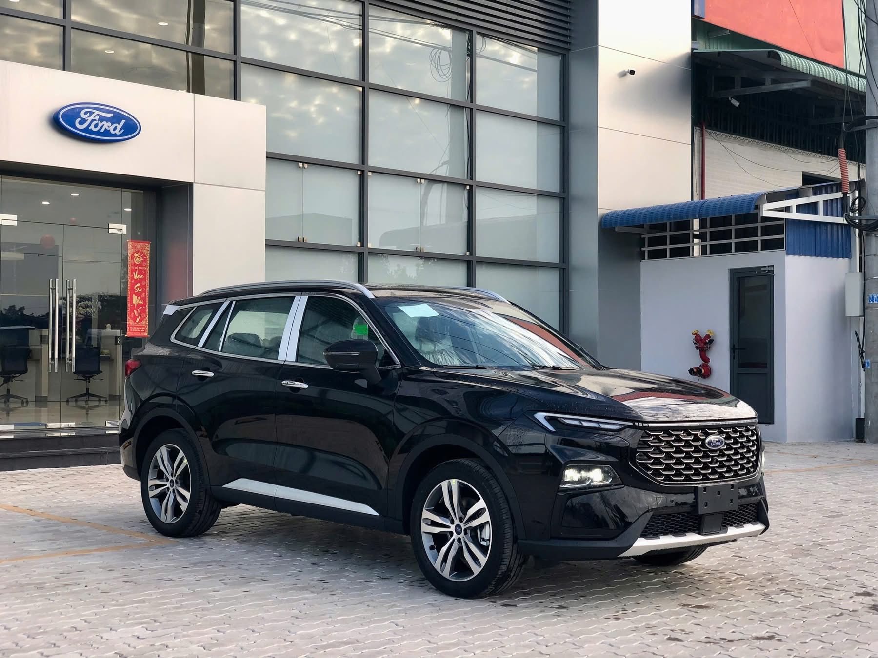 Mua loạt xe phổ thông này tiết kiệm hàng chục tới cả trăm triệu đồng phí lăn bánh: Nhiều phân khúc từ sedan tới SUV, bán tải- Ảnh 6. Mua loạt xe phổ thông này tiết kiệm hàng chục tới cả trăm triệu đồng phí lăn bánh: Nhiều phân khúc từ sedan tới SUV, bán tải- Ảnh 6.