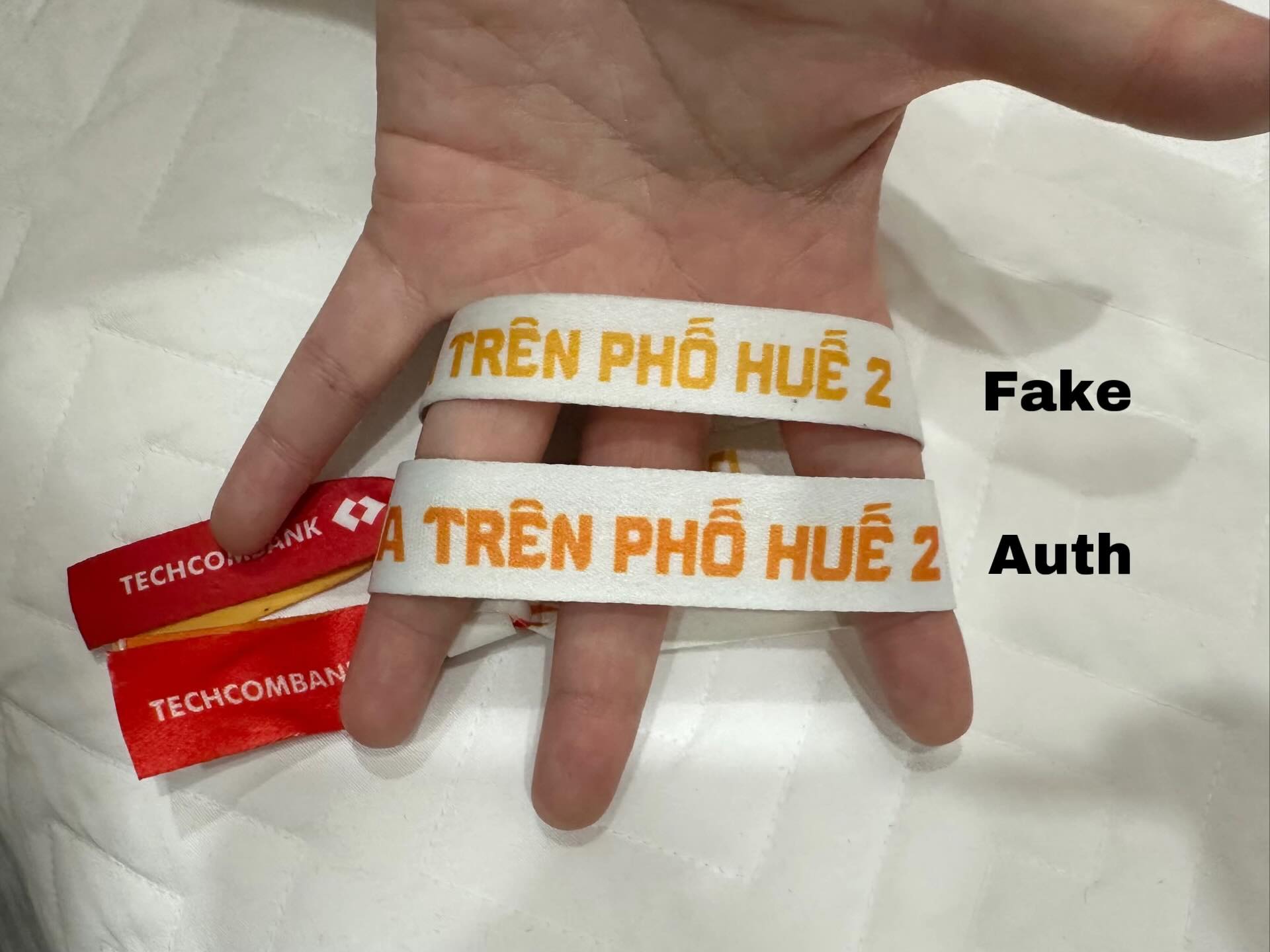 Rộ tin vé giả tại concert Anh Trai Vượt Ngàn Chông Gai, fan cảnh báo khẩn- Ảnh 4. Rộ tin vé giả tại concert Anh Trai Vượt Ngàn Chông Gai, fan cảnh báo khẩn- Ảnh 4.