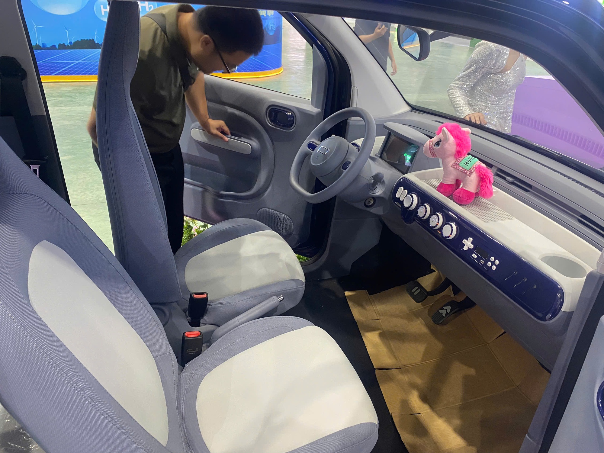 Tân binh xe điện mini về đại lý Việt cuối tháng 6: Sạc một lần chạy 170 km - chốt giá 199 triệu đồng- Ảnh 4. Tân binh xe điện mini về đại lý Việt cuối tháng 6: Sạc một lần chạy 170 km - chốt giá 199 triệu đồng- Ảnh 4.