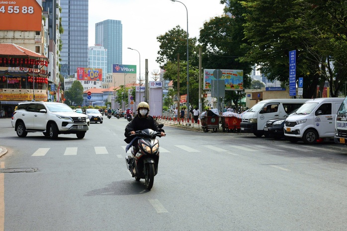 Thời tiết TP HCM hôm nay: Sáng và chiều đối lập- Ảnh 1.