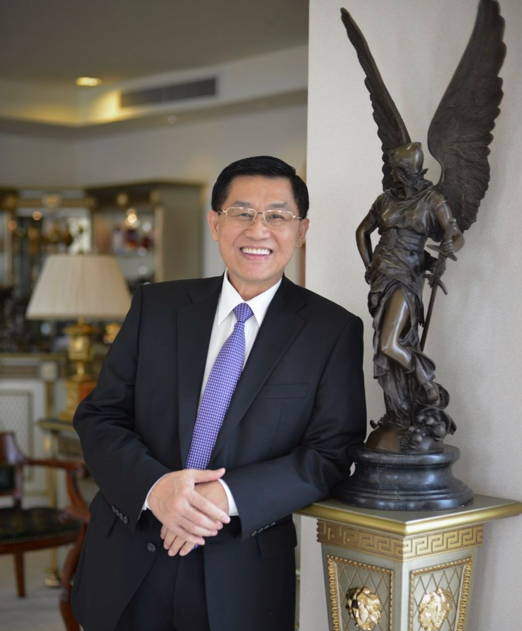 Những ông bố "đỉnh nóc kịch trần" gây dựng nên nền tảng "khủng" từ hai bàn tay trắng, tạo ra cả một thế hệ kế thừa tài năng khiến người ta ngưỡng mộ- Ảnh 5. Những ông bố "đỉnh nóc kịch trần" gây dựng nên nền tảng "khủng" từ hai bàn tay trắng, tạo ra cả một thế hệ kế thừa tài năng khiến người ta ngưỡng mộ- Ảnh 5.