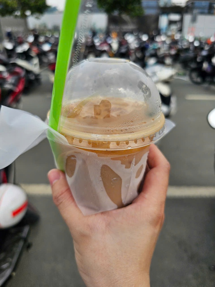 Một hãng mỹ phẩm gây sốc khi tăng giá hơn 20%- Ảnh 2. Một hãng mỹ phẩm gây sốc khi tăng giá hơn 20%- Ảnh 2.