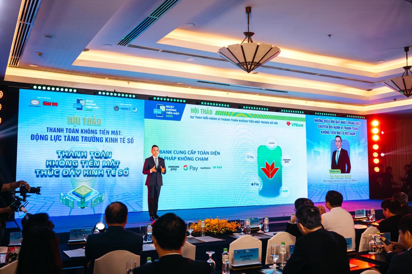 Ấn tượng những giải pháp tài chính số của VPBank Cashless City tại Ngày không tiền mặt 2025- Ảnh 1. Ấn tượng những giải pháp tài chính số của VPBank Cashless City tại Ngày không tiền mặt 2025- Ảnh 1.