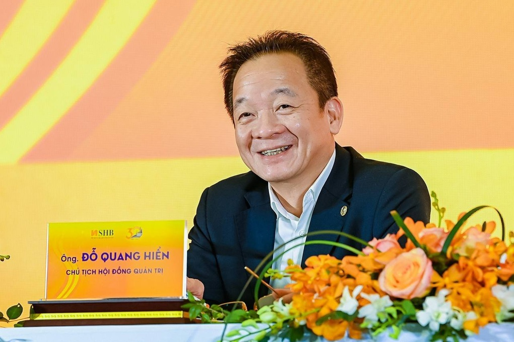 Những ông bố "đỉnh nóc kịch trần" gây dựng nên nền tảng "khủng" từ hai bàn tay trắng, tạo ra cả một thế hệ kế thừa tài năng khiến người ta ngưỡng mộ- Ảnh 12. Những ông bố "đỉnh nóc kịch trần" gây dựng nên nền tảng "khủng" từ hai bàn tay trắng, tạo ra cả một thế hệ kế thừa tài năng khiến người ta ngưỡng mộ- Ảnh 12.