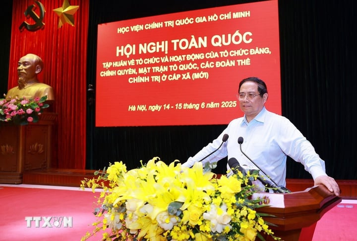 Thủ tướng: 30/6 sẽ là ngày lịch sử cả nước công bố hệ thống chính quyền 2 cấp- Ảnh 1. Thủ tướng: 30/6 sẽ là ngày lịch sử cả nước công bố hệ thống chính quyền 2 cấp- Ảnh 1.