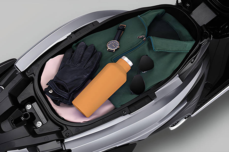Siêu phẩm 125cc đối đầu Honda LEAD trình làng: ngoại hình thể thao, trang bị hiện đại, giá chỉ từ 35 triệu đồng rẻ ngang Vision- Ảnh 5. Siêu phẩm 125cc đối đầu Honda LEAD trình làng: ngoại hình thể thao, trang bị hiện đại, giá chỉ từ 35 triệu đồng rẻ ngang Vision- Ảnh 5.