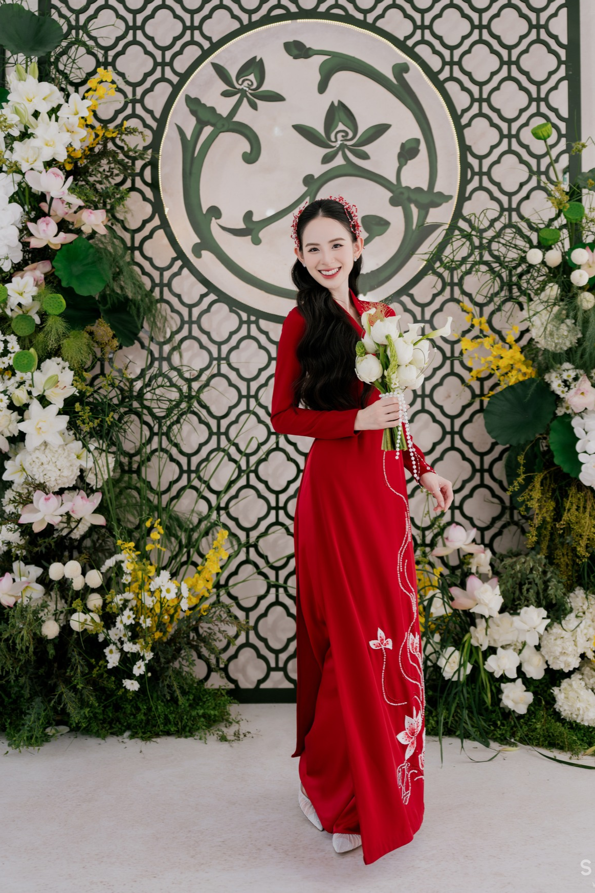 "Dâu hào môn" Hương Liên tái xuất MXH, không ẩn mình như Phương Nhi nhưng 1 thứ đã thay đổi- Ảnh 10. "Dâu hào môn" Hương Liên tái xuất MXH, không ẩn mình như Phương Nhi nhưng 1 thứ đã thay đổi- Ảnh 10.