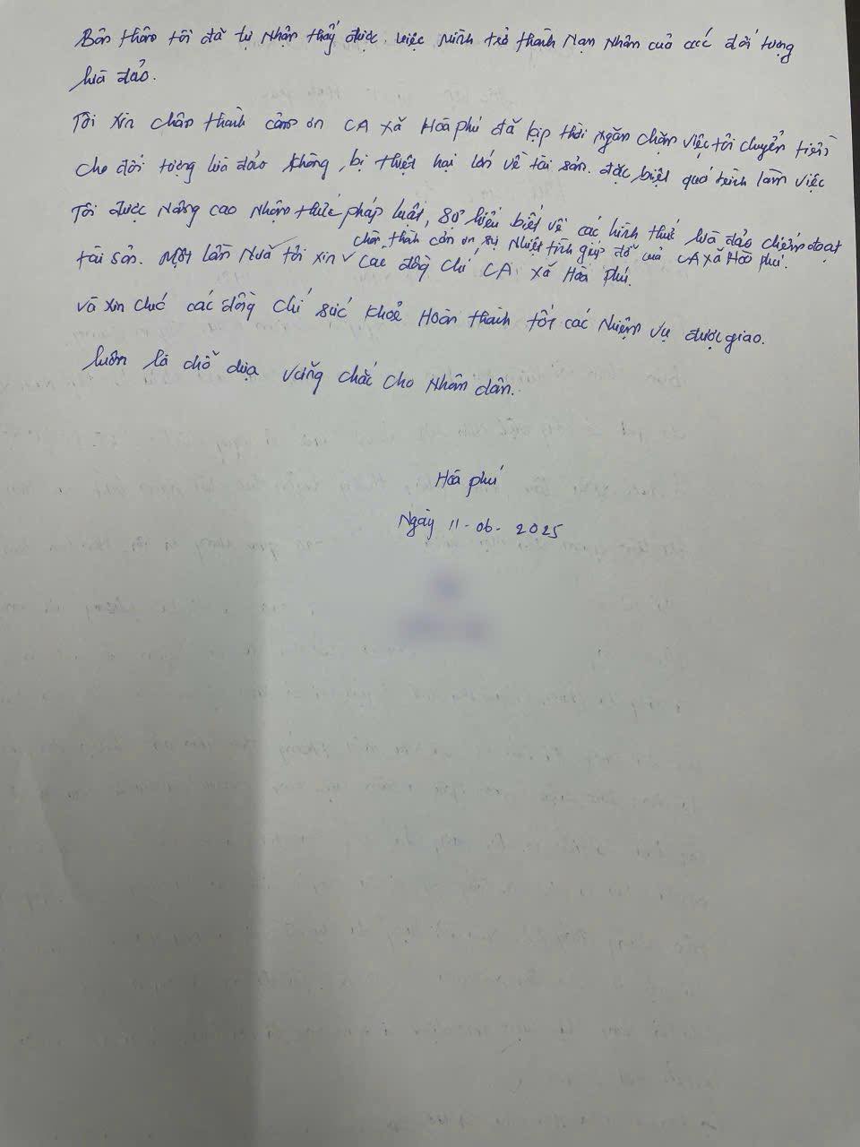 Gia đình trình báo, công an lập tức ngăn chặn người phụ nữ thực hiện chuyển khoản 500 triệu đồng tại Agribank- Ảnh 2.