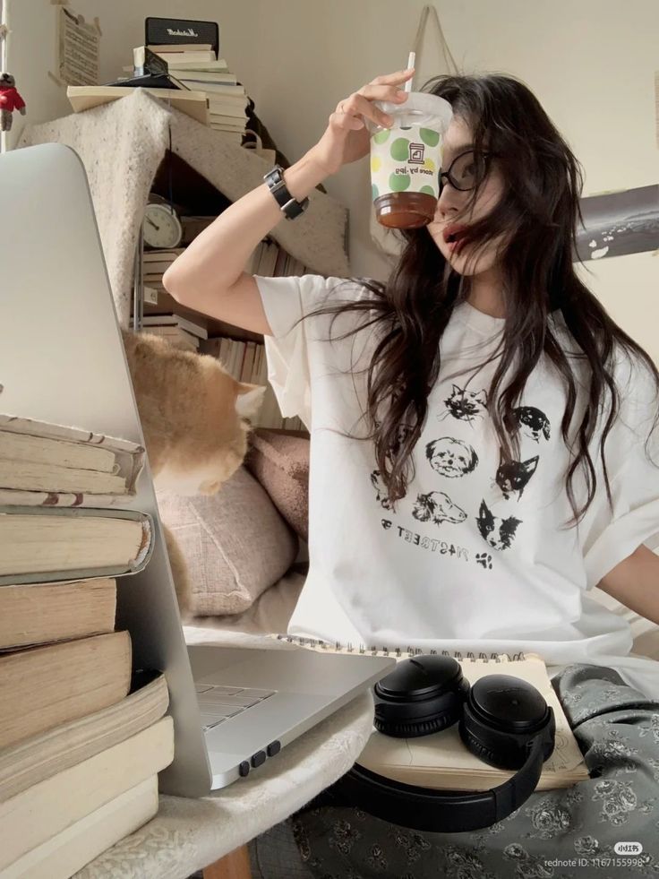 3 kiểu hình nền điện thoại người EQ thấp thích dùng nhất- Ảnh 1.