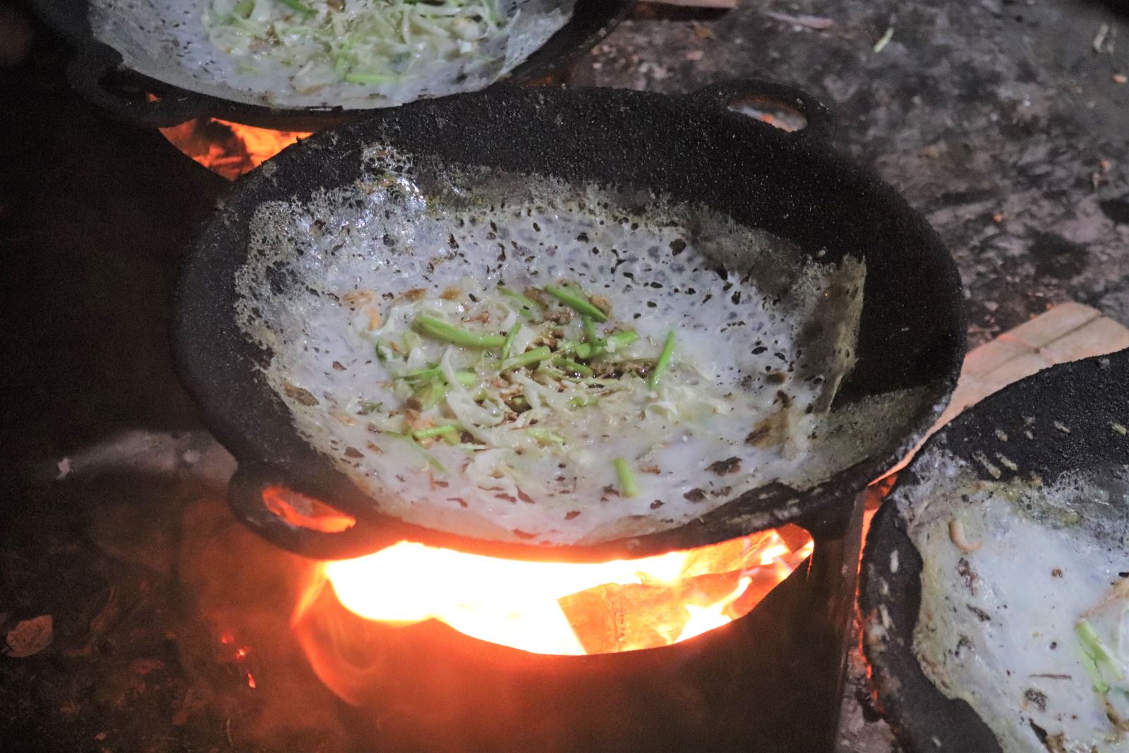 Vùng biển xứ Thanh không chỉ khiến người ta Vùng biển xứ Thanh không chỉ khiến người ta