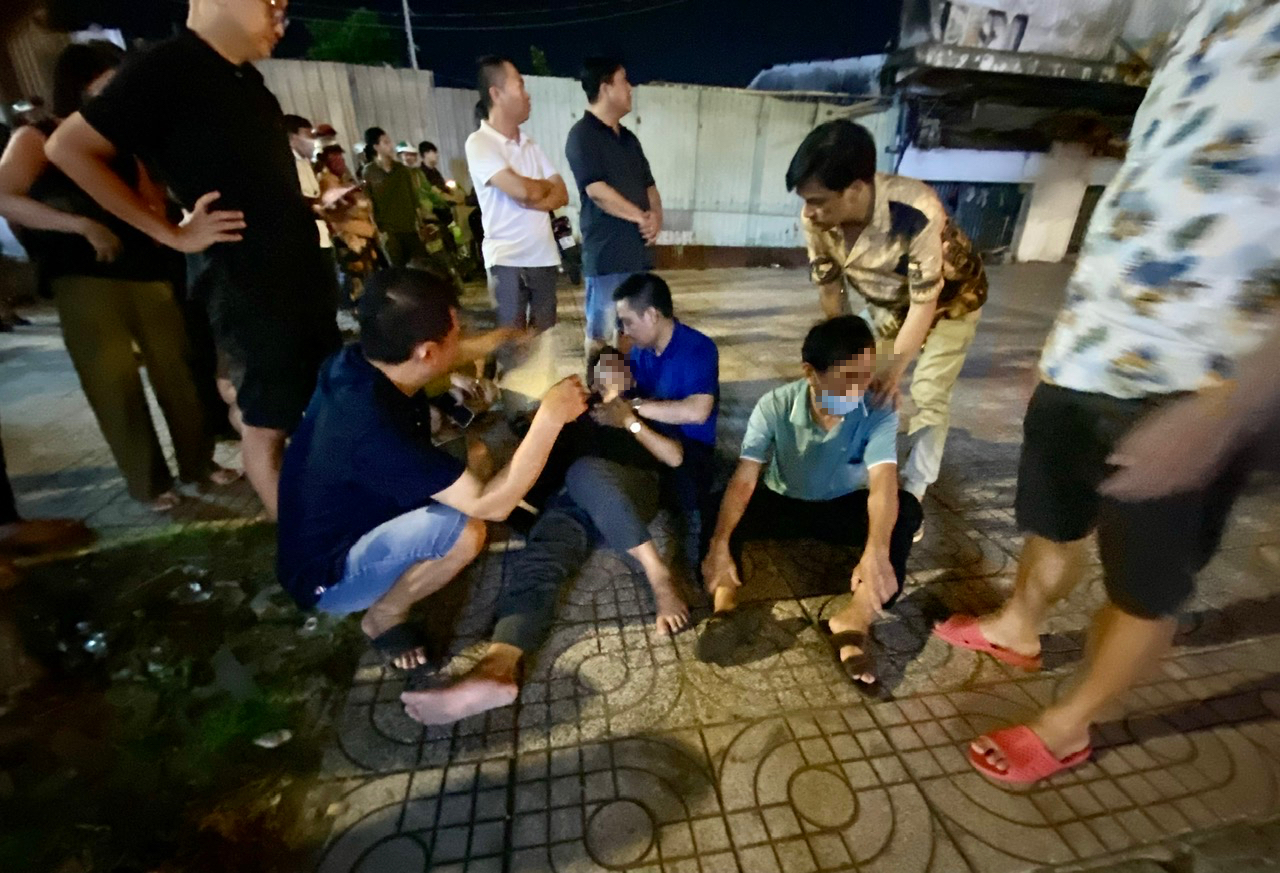 Vụ "ô tô điên" gây tai nạn liên hoàn: Chủ xe đứng tên cho nhiều cơ sở kinh doanh ở TP HCM- Ảnh 2. Vụ "ô tô điên" gây tai nạn liên hoàn: Chủ xe đứng tên cho nhiều cơ sở kinh doanh ở TP HCM- Ảnh 2.