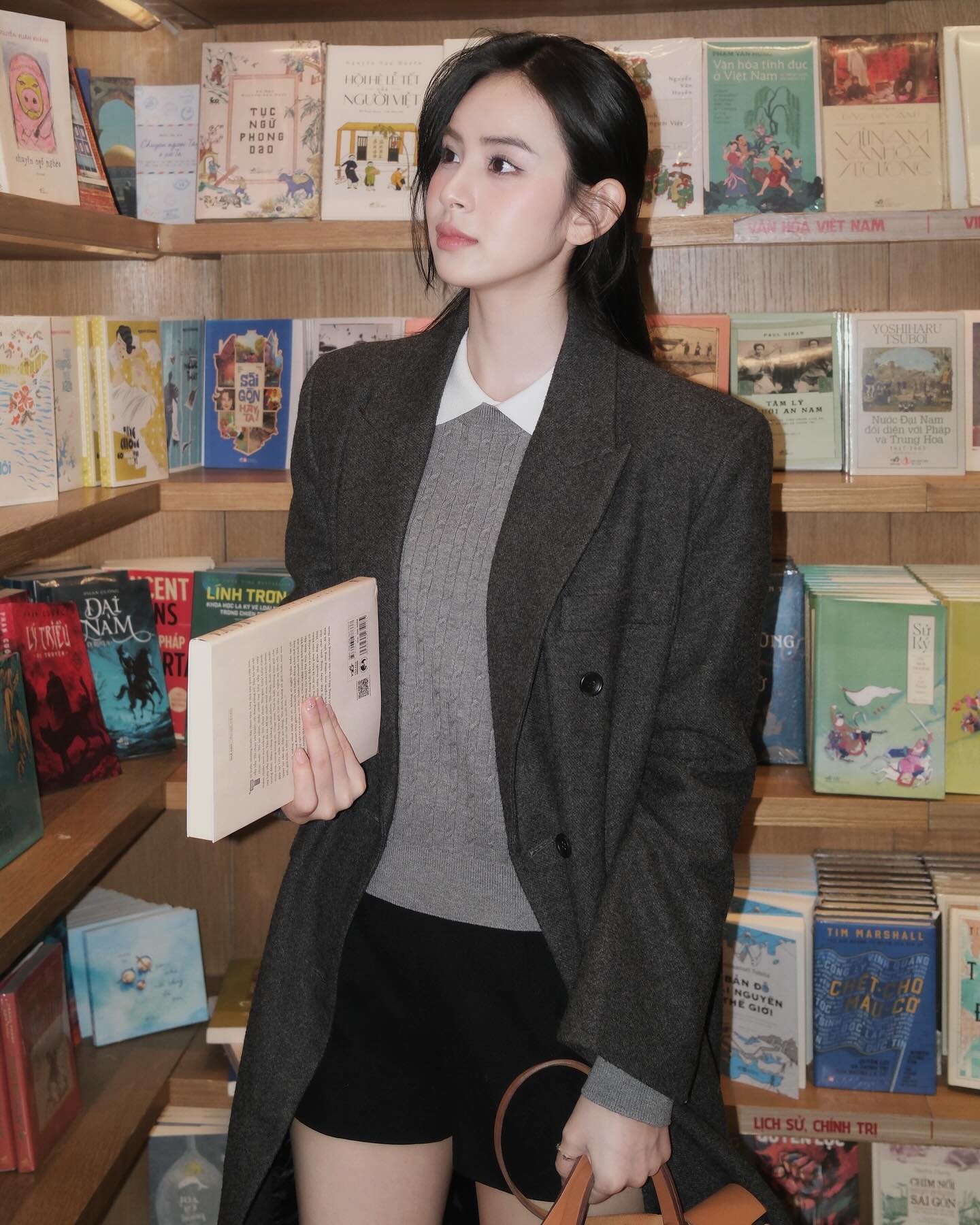 "Dâu hào môn" Hương Liên tái xuất MXH, không ẩn mình như Phương Nhi nhưng 1 thứ đã thay đổi- Ảnh 4. "Dâu hào môn" Hương Liên tái xuất MXH, không ẩn mình như Phương Nhi nhưng 1 thứ đã thay đổi- Ảnh 4.