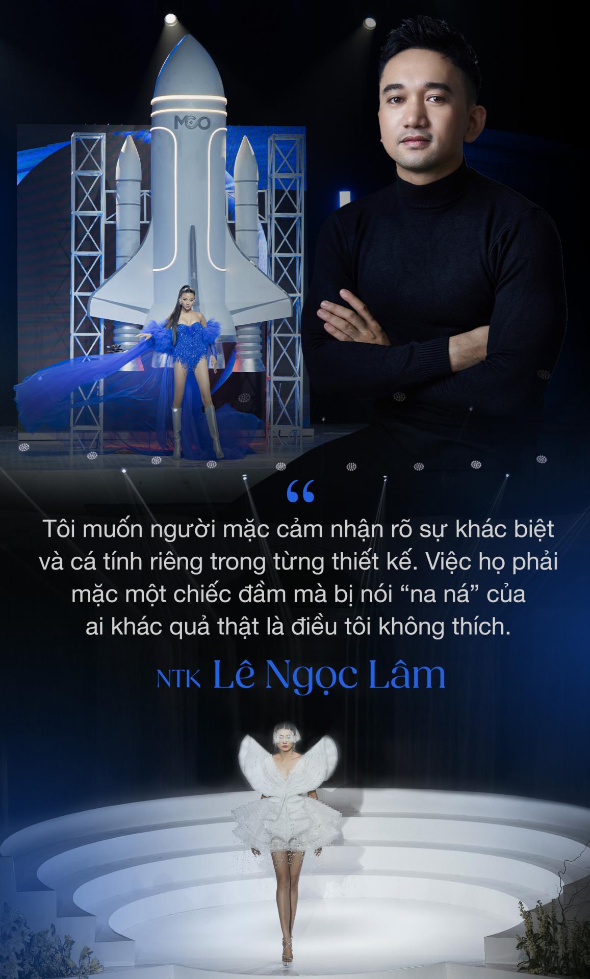 NTK Việt kể chuyện thực hiện 32 mẫu váy trong 10 ngày, đính 1.000 chiếc lông vũ cho chiếc váy của Khánh Vân vỏn vẹn 30 phút- Ảnh 4. NTK Việt kể chuyện thực hiện 32 mẫu váy trong 10 ngày, đính 1.000 chiếc lông vũ cho chiếc váy của Khánh Vân vỏn vẹn 30 phút- Ảnh 4.