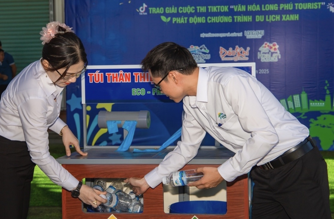 Khánh Hòa đẩy mạnh phát triển du lịch xanh, hướng đến trung tâm du lịch biển quốc tế- Ảnh 5. Khánh Hòa đẩy mạnh phát triển du lịch xanh, hướng đến trung tâm du lịch biển quốc tế- Ảnh 5.