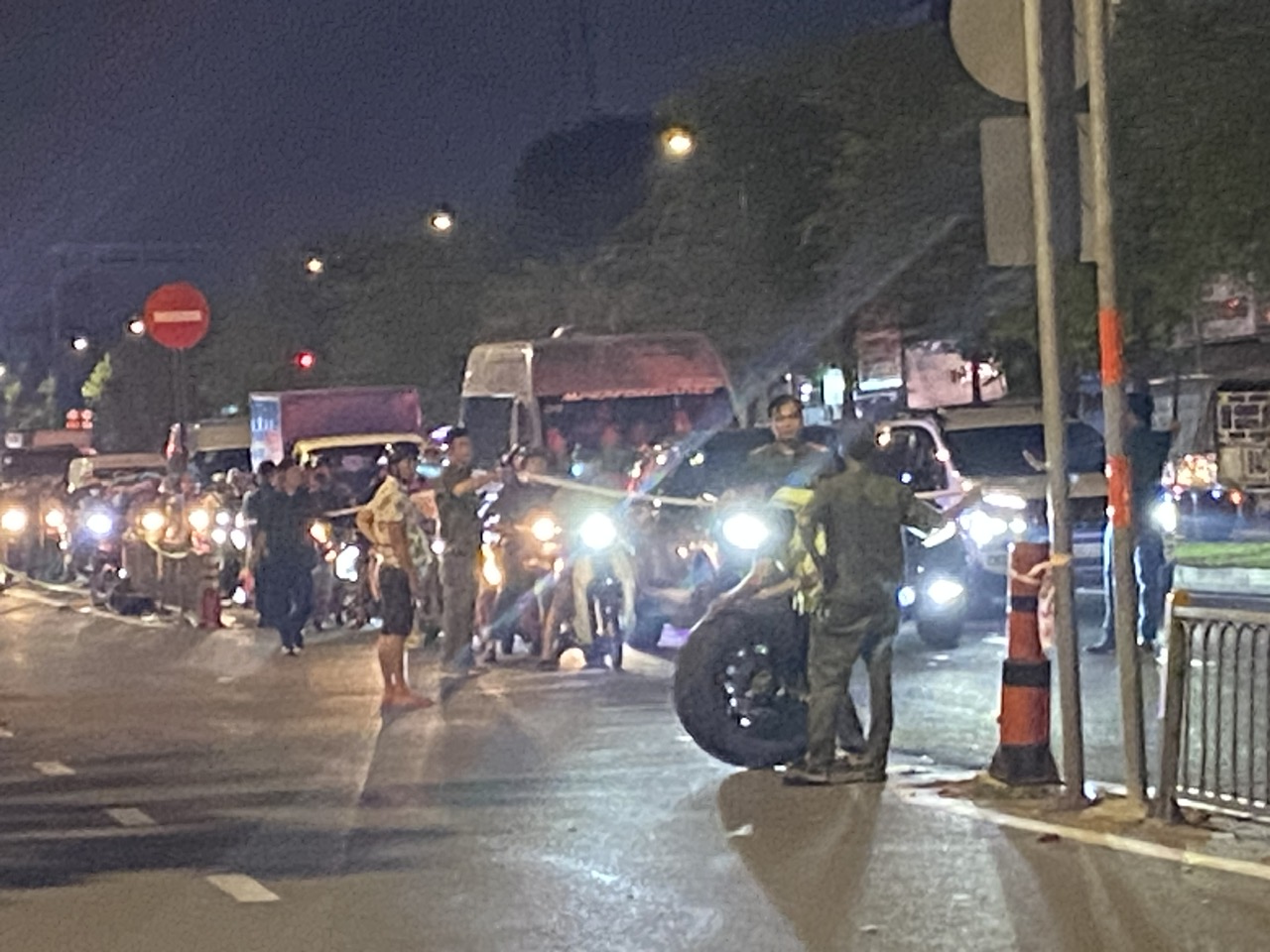 Vụ "ô tô điên" gây tai nạn liên hoàn: Chủ xe Jeep khá nổi tiếng trên mạng- Ảnh 1. Vụ "ô tô điên" gây tai nạn liên hoàn: Chủ xe Jeep khá nổi tiếng trên mạng- Ảnh 1.