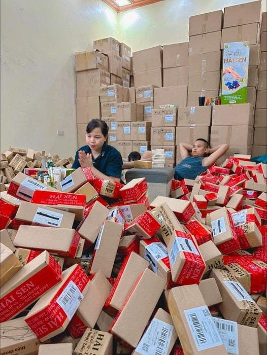 Cảnh tượng giật mình trong biệt thự của Hải Sen trước khi bị bắt- Ảnh 2. Cảnh tượng giật mình trong biệt thự của Hải Sen trước khi bị bắt- Ảnh 2.