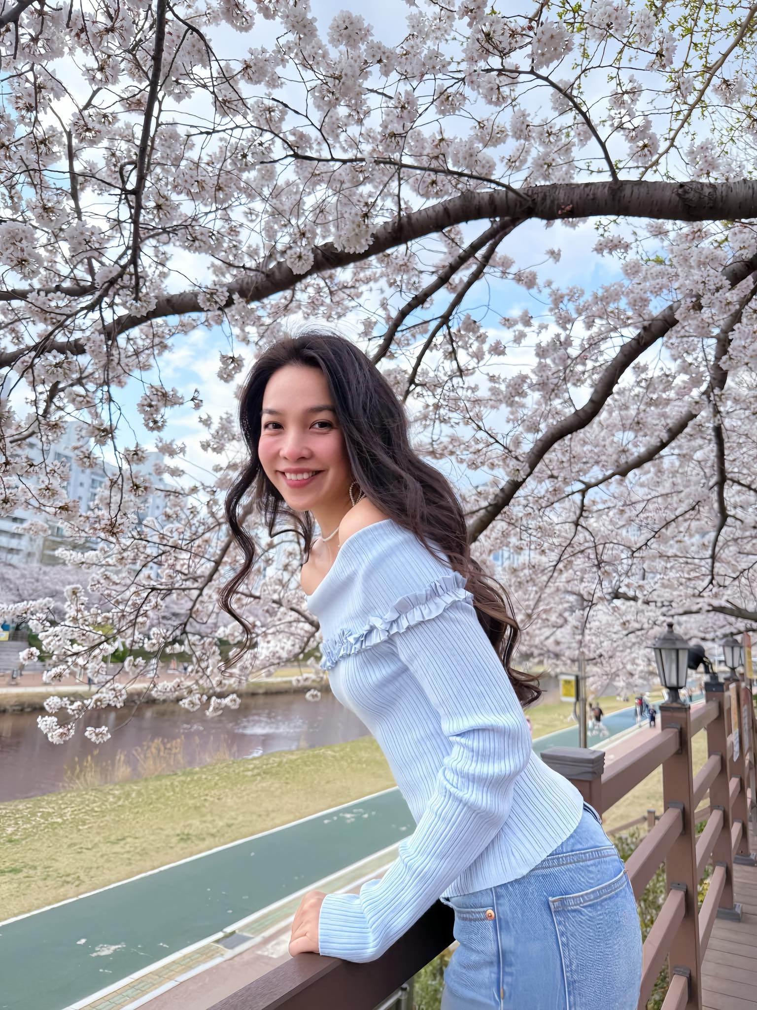 1 phu nhân hào môn Vbiz bất ngờ "lép vế" trước mỹ nhân U45 trẻ như gái 20!- Ảnh 5. 1 phu nhân hào môn Vbiz bất ngờ "lép vế" trước mỹ nhân U45 trẻ như gái 20!- Ảnh 5.