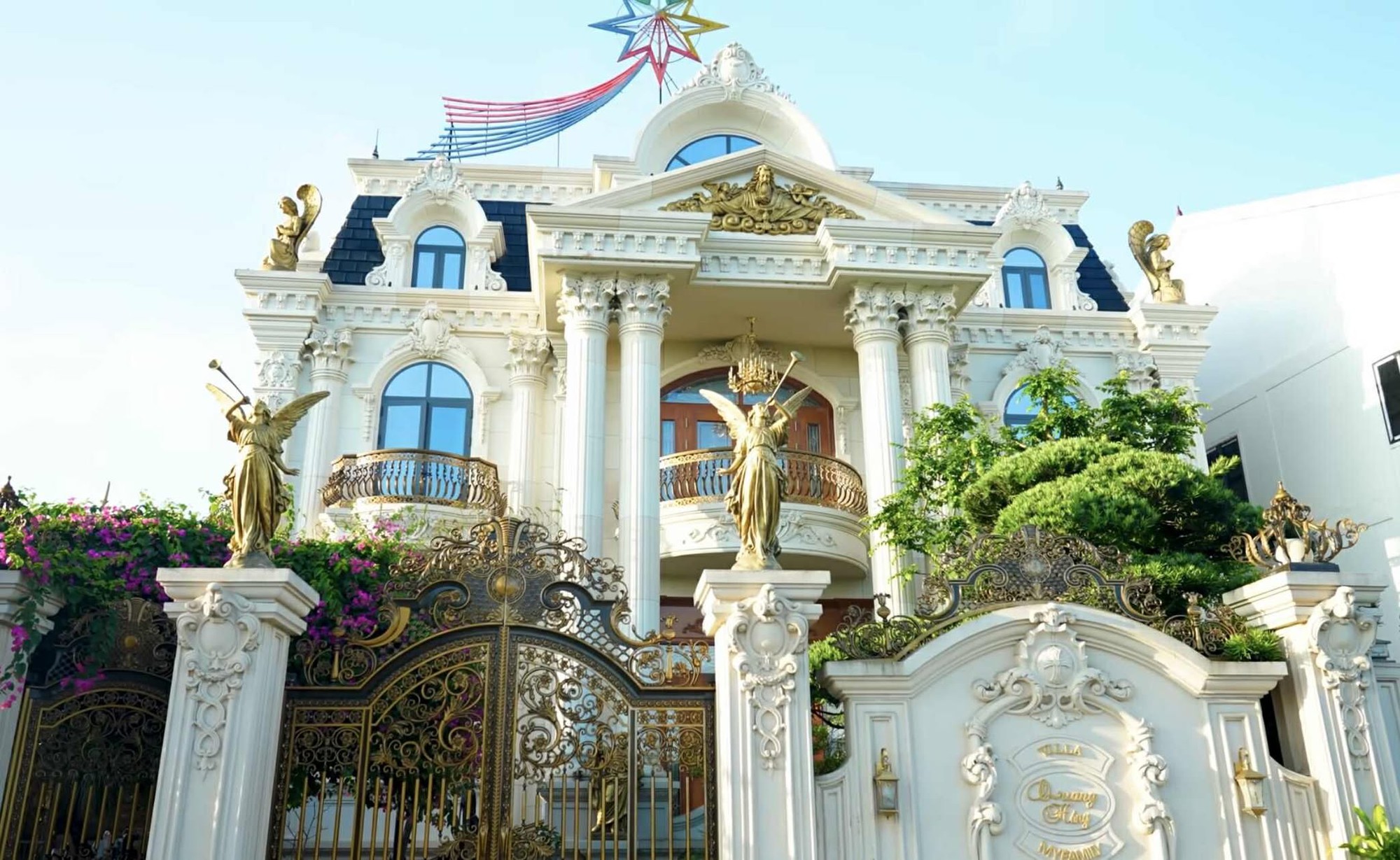 Cặp vợ chồng ở Nghệ An sinh 16 người con, nhà toàn biệt thự, tiết lộ bí quyết càng đẻ càng giàu- Ảnh 4. Cặp vợ chồng ở Nghệ An sinh 16 người con, nhà toàn biệt thự, tiết lộ bí quyết càng đẻ càng giàu- Ảnh 4.